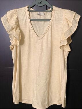 Status ~ V-Neck Flutter Ruffled Sleeve Knit Blouse in Light Yellow - Large